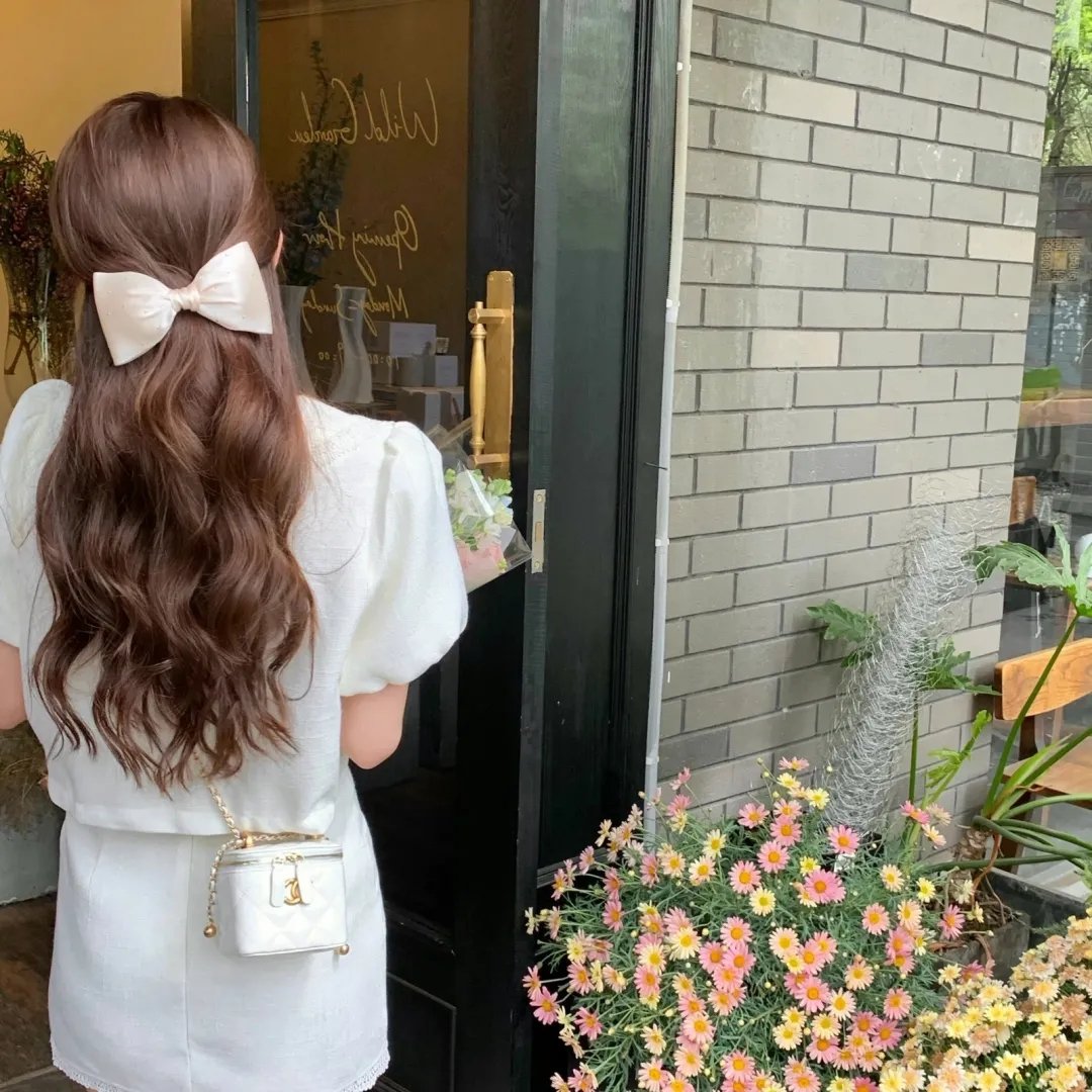 陆总,夫人又来报复您了